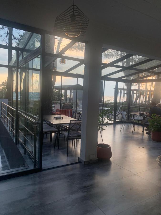Mana-Mana Hotell Grigoleti Eksteriør bilde