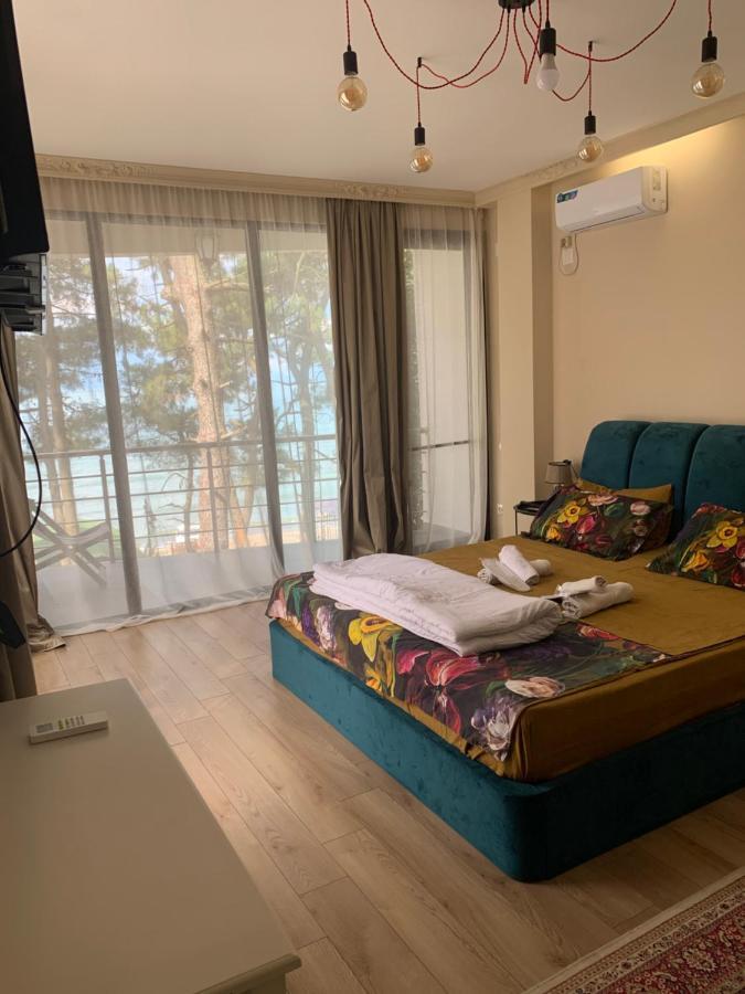 Mana-Mana Hotell Grigoleti Eksteriør bilde